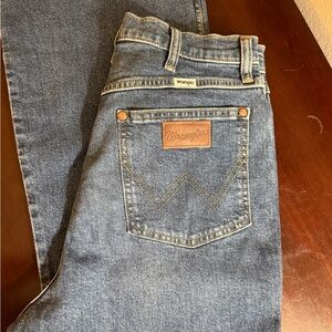 Wrangler women’s Classic Denim Jeans